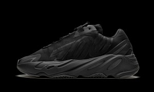 Adidas YEEZY Yeezy Boost 700 Shoes MNVN Triple Black - FV4440 Sneaker MEN