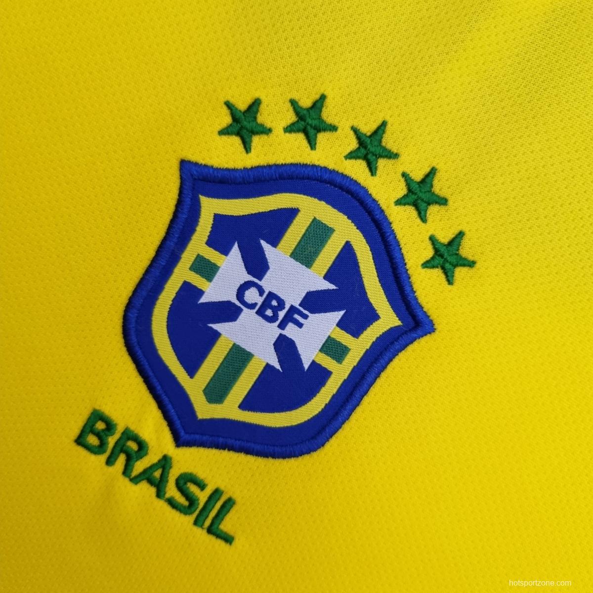 Retro 2004/06 Brazil Soccer Jersey