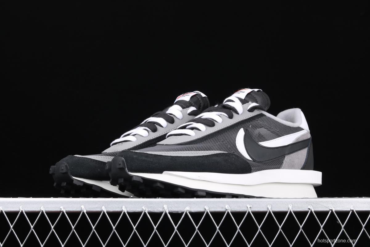 Sacai x NIKE LVD Waffle Daybreak co-signed catwalk style net gauze leather splicing double hook Swoosh running shoes BV0073-001