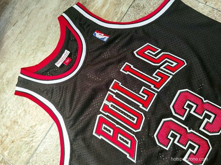 Men's Scottie Pippen Black Retro Classic Team Jersey