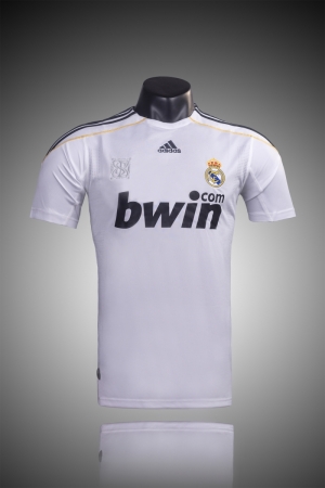 RETRO 09/10 Real Madrid Home Soccer Jersey