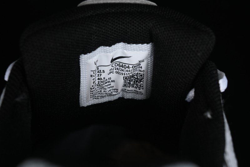 Nike P-6000 Retro Casual Sneakers with Lightweight Design - CD6404-006