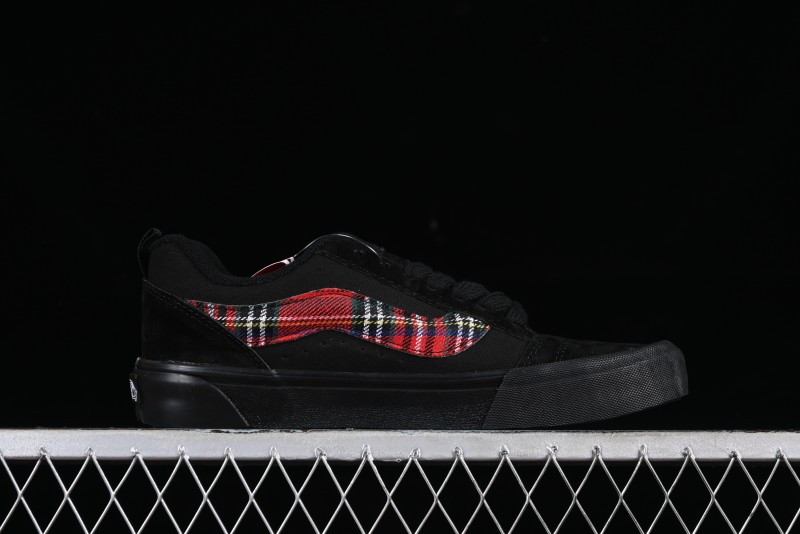 Vans Classics Knu Skool Retro Sneakers with Enlarged Toe and Thickened Trim - VN0009QC3N6