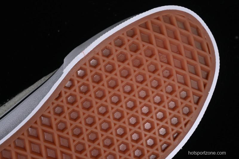 Vans Classics Knu Skool Retro Sneakers with Thick Tongue and Oversized Toe - VN0009QC02Y