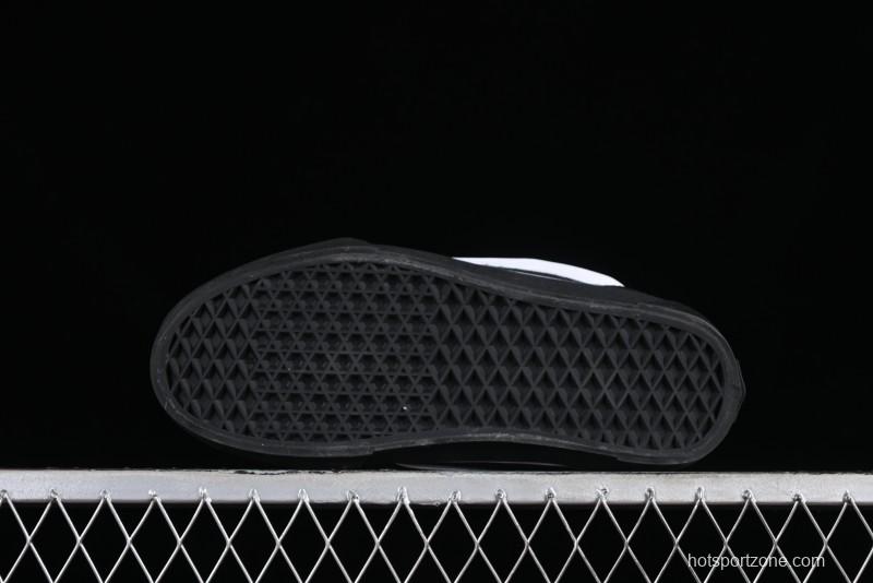 Vans Classics Knu Skool Retro Skate Shoes with Thickened Tongue and Oversized Toe - VN0009QCB9P