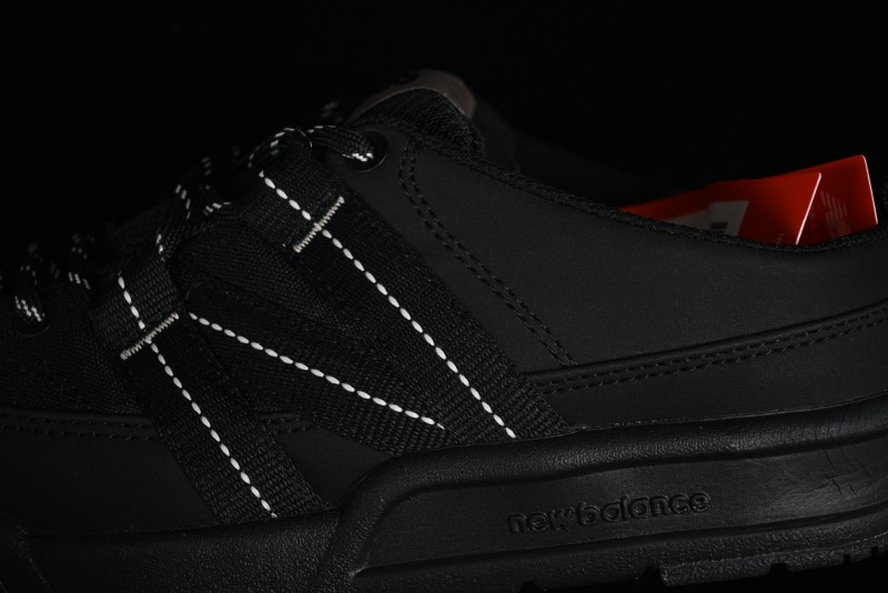New Balance CRV CAP V2 Casual Sneakers with Flat Sole and Mesh Upper - SD3205BB2