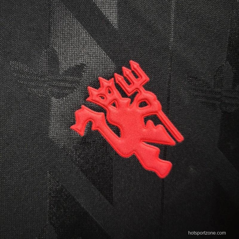 24/25 Retro Manchester United