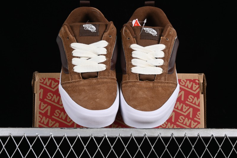 Vans Classics Knu Skool Retro Sneakers with Enlarged Toe and Thickened Trim - VN0009QCLC5