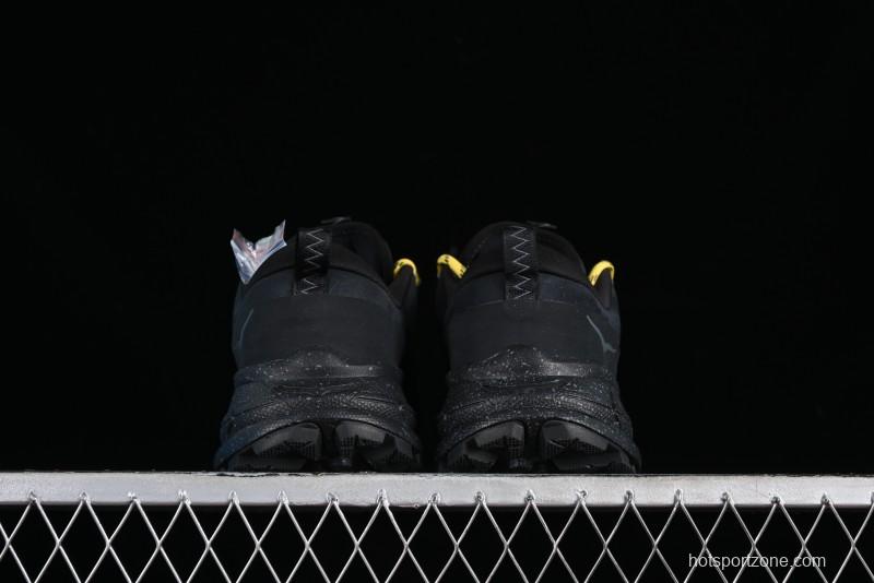 HOKA ONE ONE Tor Summit Low-Top Running Shoes with Geometric Cushioning for Stability and Traction - 1147952 BBLC