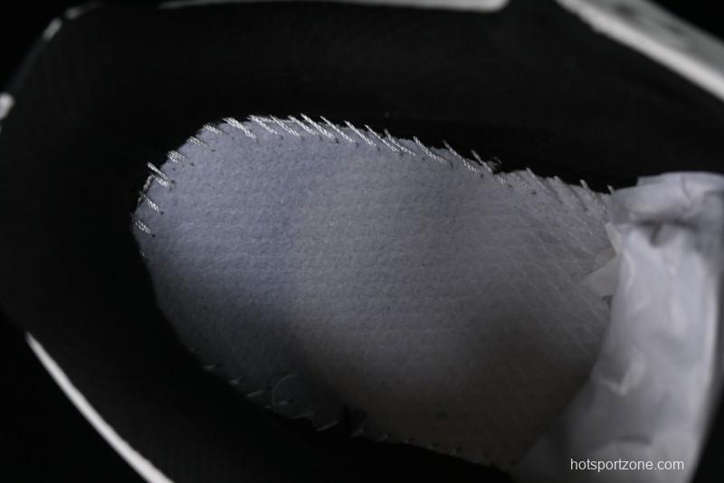 MLB Chunky Classic Base Heel Monogram Lightweight Platform Sneakers with 6cm Height Boost - 3ASXCBH4N50BKS