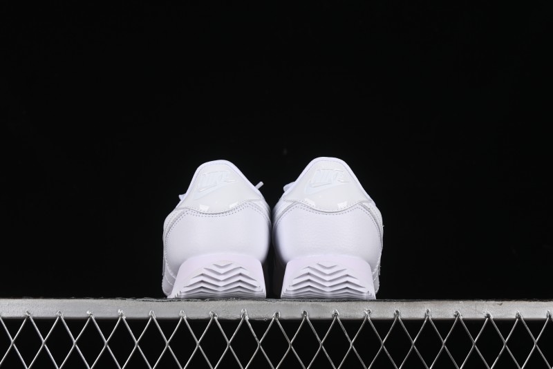 Nike Classic Cortez Leather Retro Running Shoes - FB6877-100