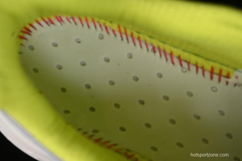 Hoka Mafate Three 2 Ultra-Lightweight Cushioned Trail Running Shoes - 1153931 WNN