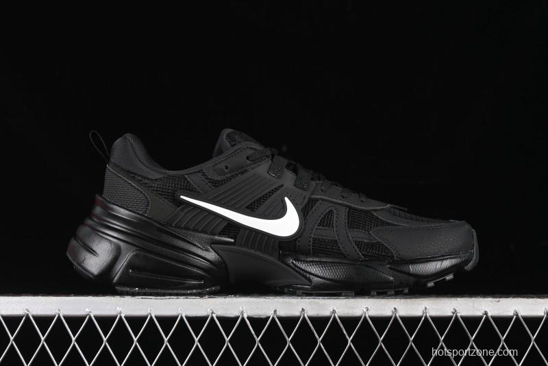 Nike Runtekk Run Retro Low-Top Running Shoes with Cushlon Midsole and Anti-Slip Design - HQ1582-001