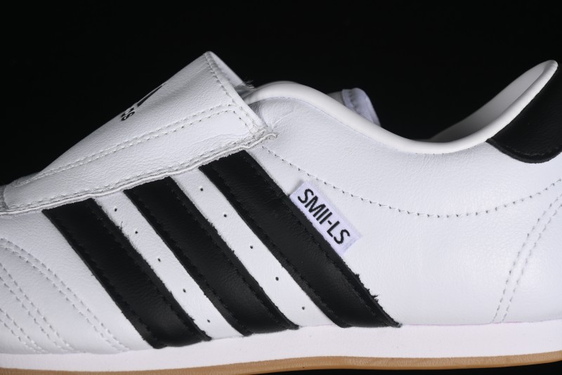 Adidas Originals Taekwondo JQ4774 Low-Top Training Shoes for Comfortable Non-Slip Workouts