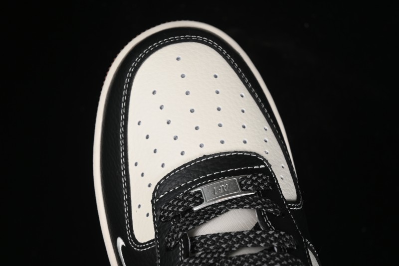 Nike Air Force 1 '07 Low Stussy Collaboration - Black Gum Marked Swoosh Low-Top Casual Sneakers - XZ9688-001
