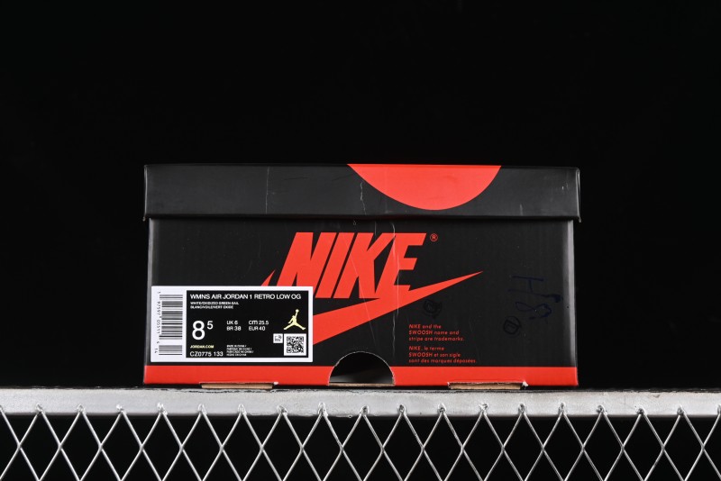 Nike Air Jordan 1 Low OG "Oxidized Green" Basketball Shoes - CZ0775-133
