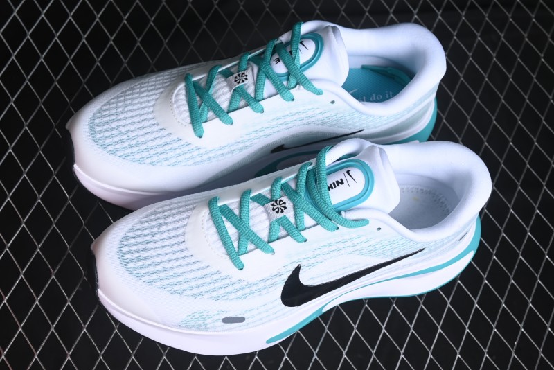 Nike Journey Run 2024 Low-Top Casual Running Shoes with Shock Absorption Anti-Slip and Wear-Resistant Design - FN0228-105