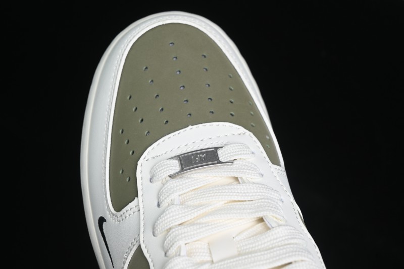 Nike Air Force 1 '07 Low Supreme Casual Sneakers in Military Green - CH6336-508
