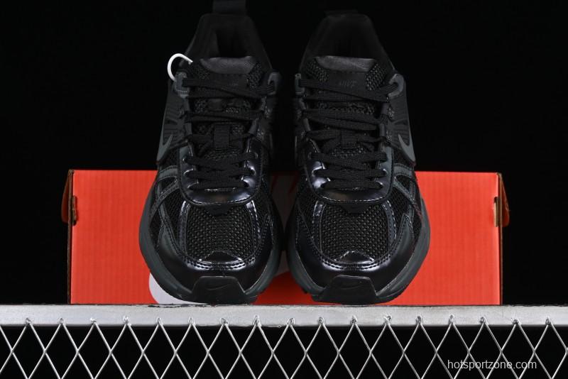 Nike Runtekk V2K Retro Low-Top Running Shoes with Cushlon Midsole and Anti-Slip Design - FD0736-001