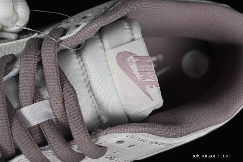 Nike Supreme SB Dunk Low Custom High-End Casual Skateboarding Shoes with Light Pink Colorway - RM2308-331