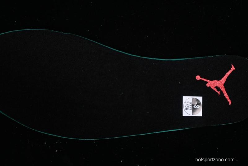 Nike Air Jordan 4 Remastered Retro Sneakers in White Green with Gum Sole - FQ7939-007