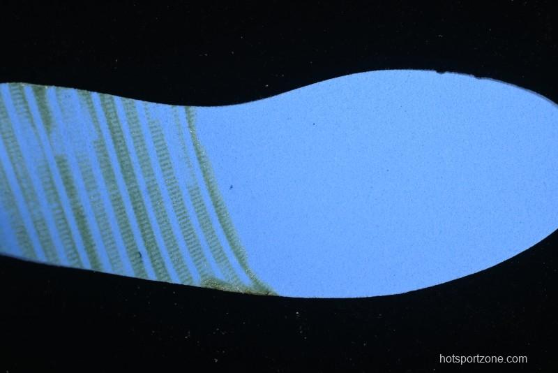 Nike Air Jordan 1 Low Retro Basketball Shoes in Black and White - 553558-043