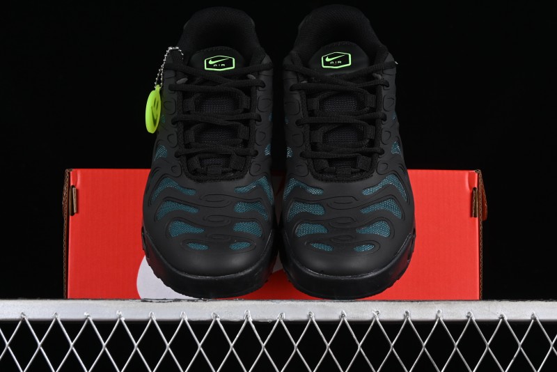 Nike Air Max Plus Drift Running Shoes with Air Cushion Technology - FD4290-006
