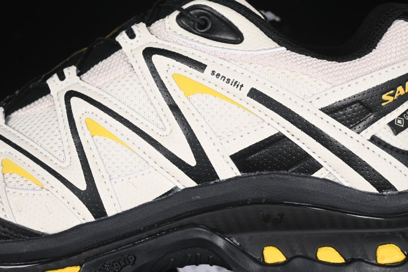 Salomon XT-Quest Outdoor Trail Running Shoes with SENSIFIT Technology and 3D ADVANCED CHASSIS - 477810-23