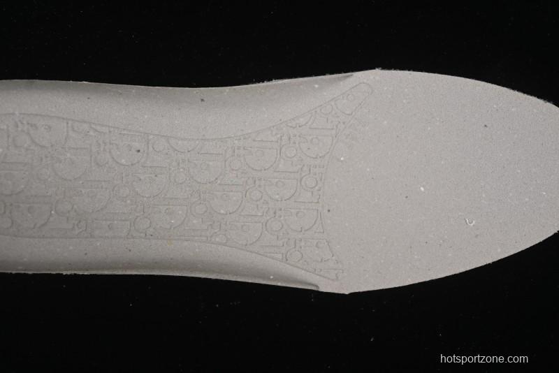 Dior B30 Sneakers with CD Logo Detail - AJE5