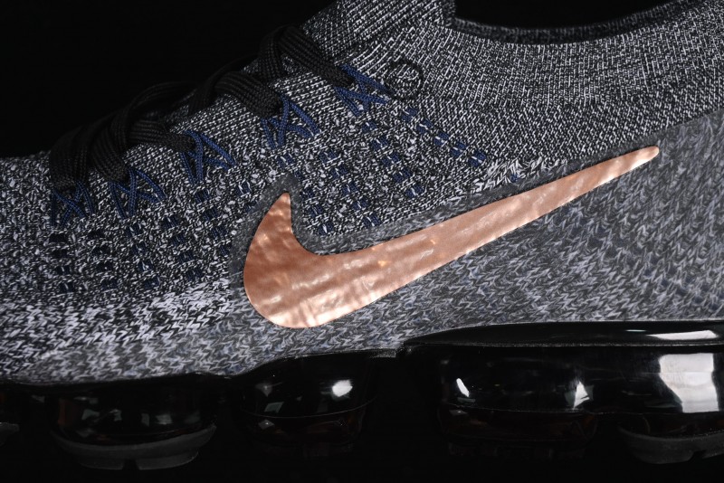 Nike Vapormax Flyknit Breathable Casual Running Shoes with Full-Length Air Cushion - 849558-010
