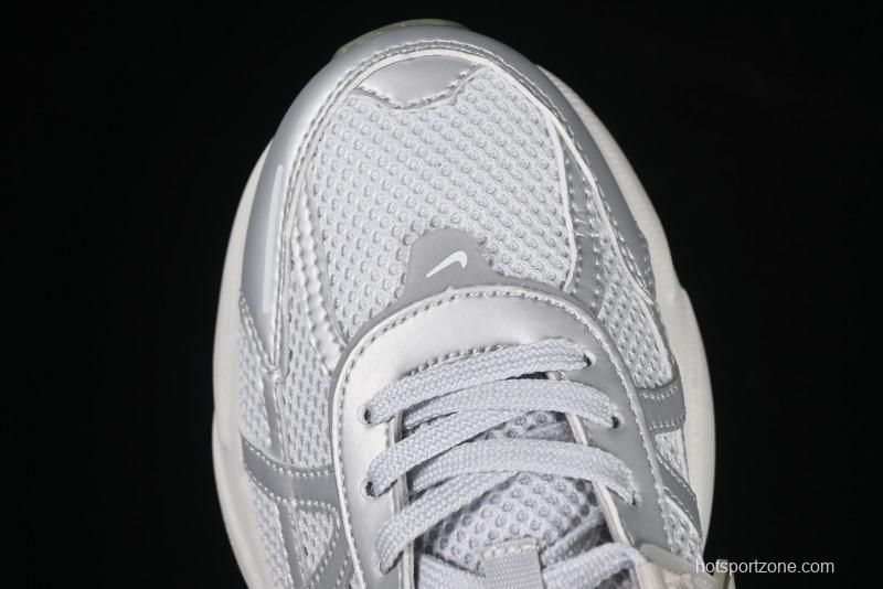 Nike Runtekk V2K Retro Low-Top Running Shoes with Cushlon Foam Midsole - FD0736-006