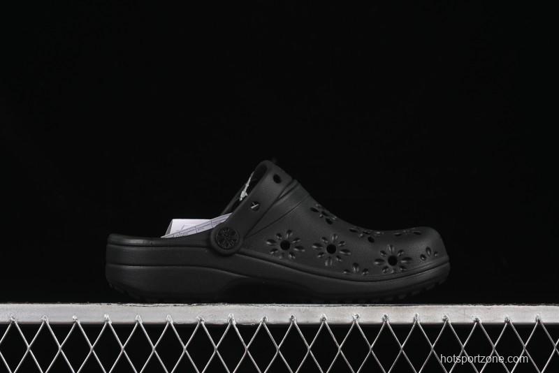 Crocs Classic Clog Two-Way Beach Sandals with Ventilation Holes - B.D4