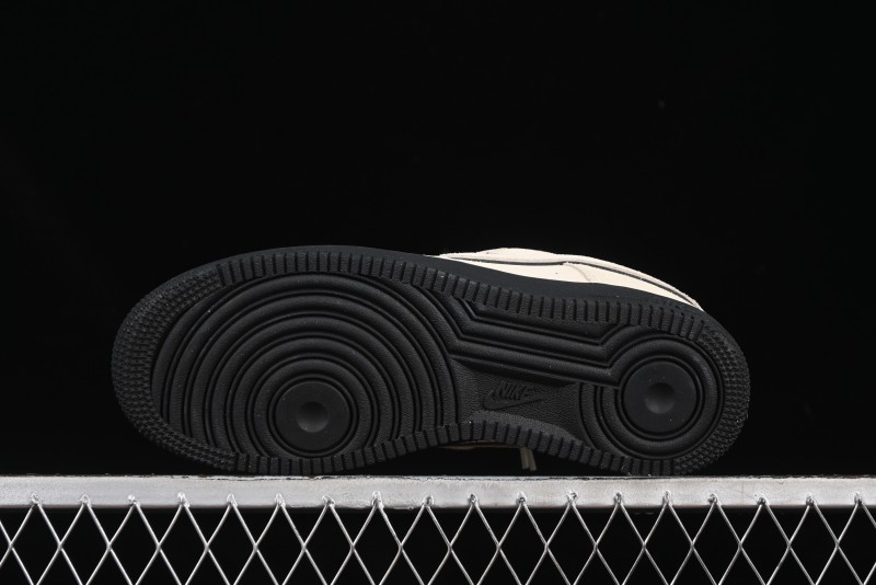 Nike Air Force 1'07 Low Casual Sneakers with Full-Length Air Cushion - HQ1966-200