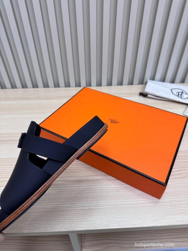 2025 Hermès Black Leather Slippers