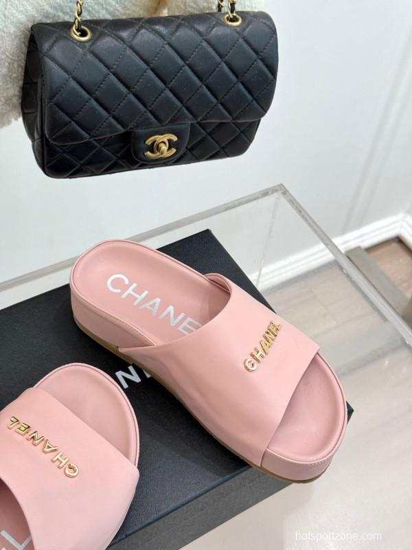 2025 Slippers Chanel Pink Leather Slippers