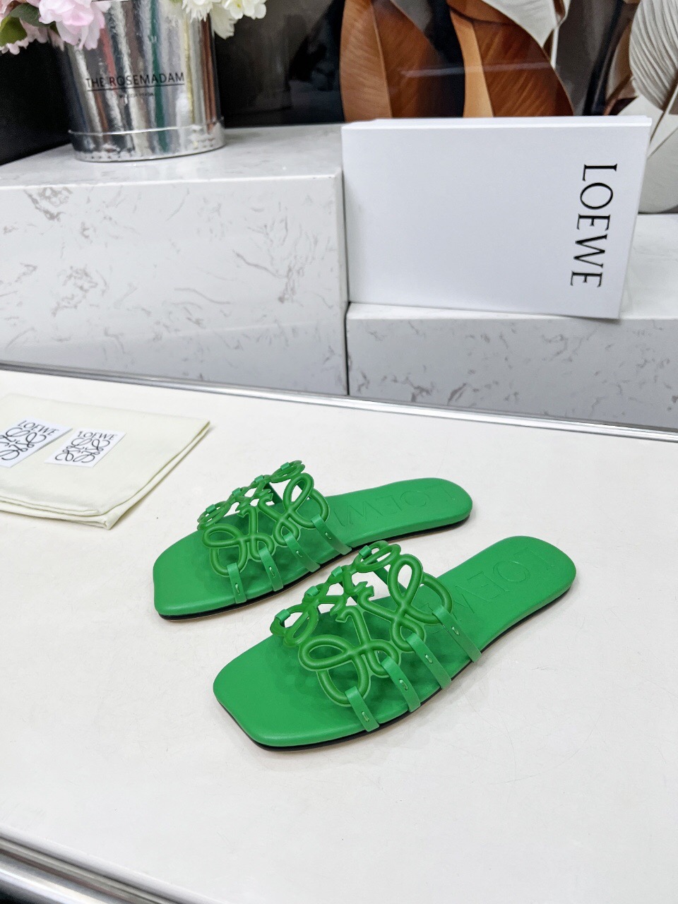 2025 Slippers Loewe Green Leather Slippers LY00190