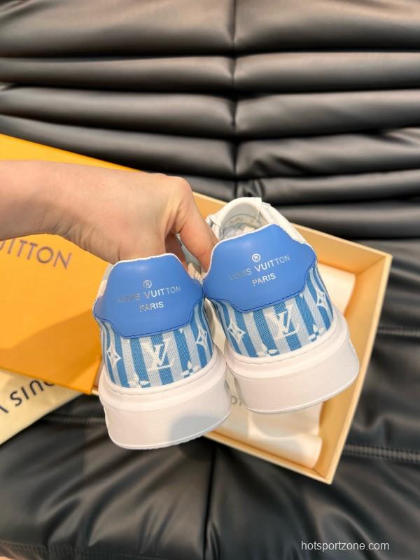2024 Unisex Louis Vuitton White Blue Cow Leather Mesh Sneakers MJ00400