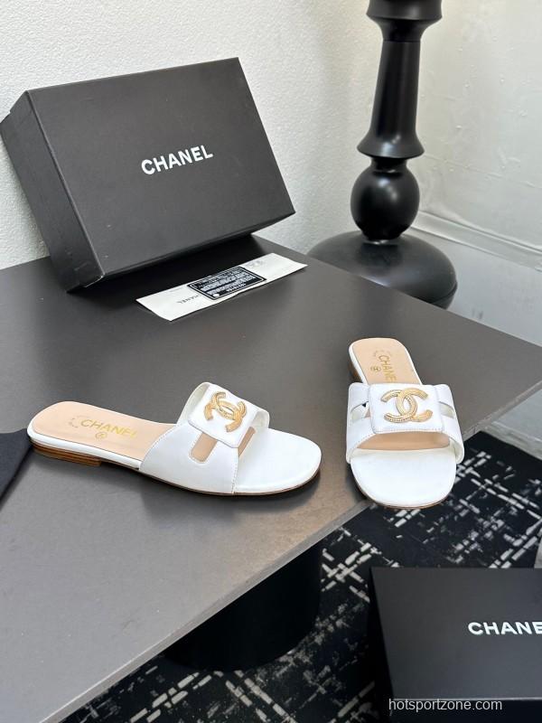 2025 Women Chanel White Leather Slippers