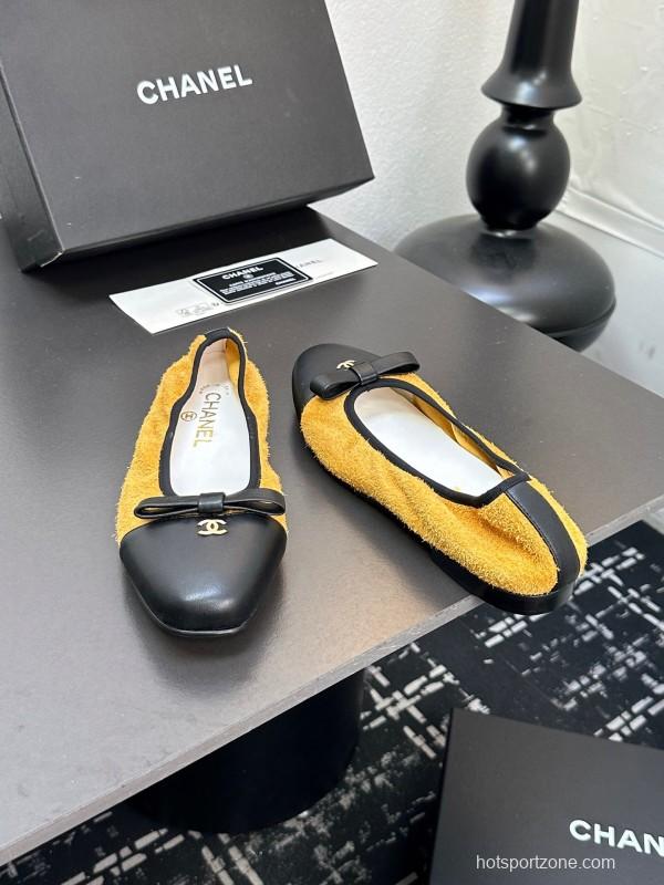 Chanel 2025 SS Classic Flats Versatile Sandals