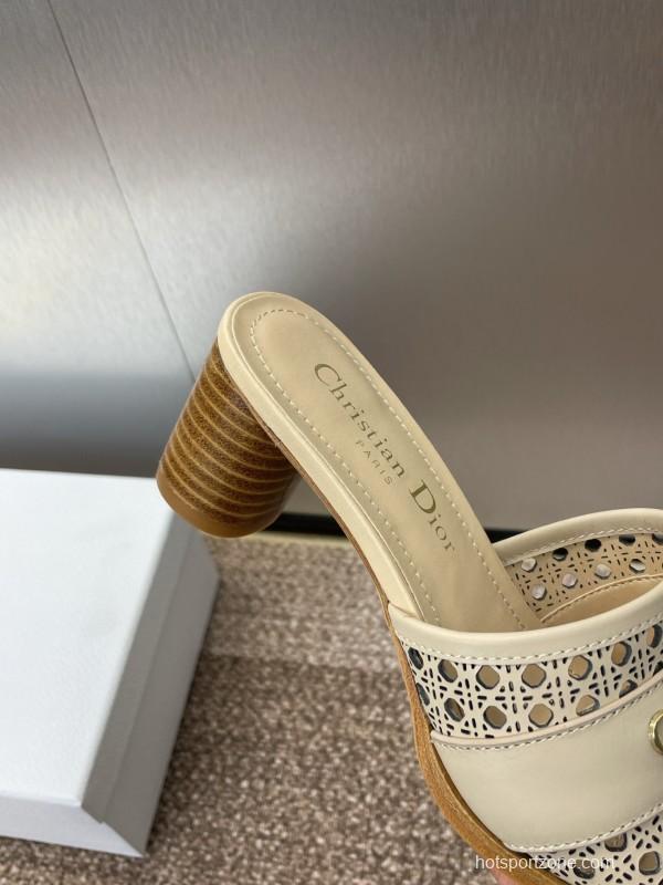 2025 Women Dior Beige Leather Sandals