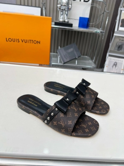 2025 Women Louis Vuitton Brown Leather Slippers LY00200