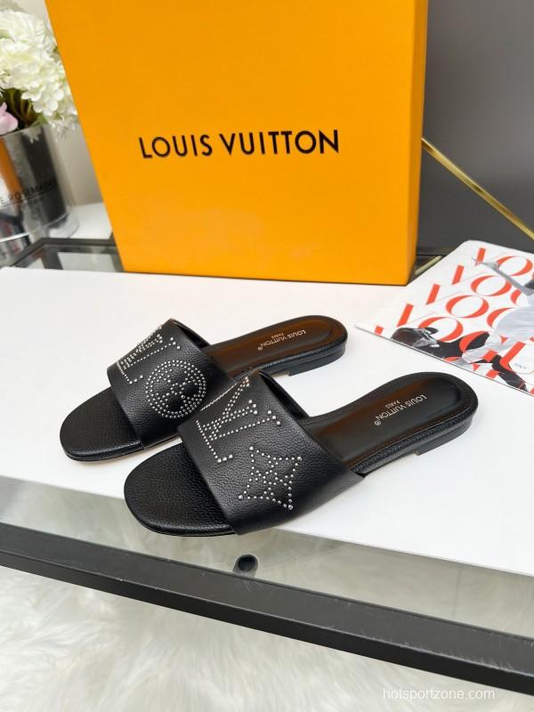 2025 Women Louis Vuitton Black Lambskin Slippers Riveted LY00200