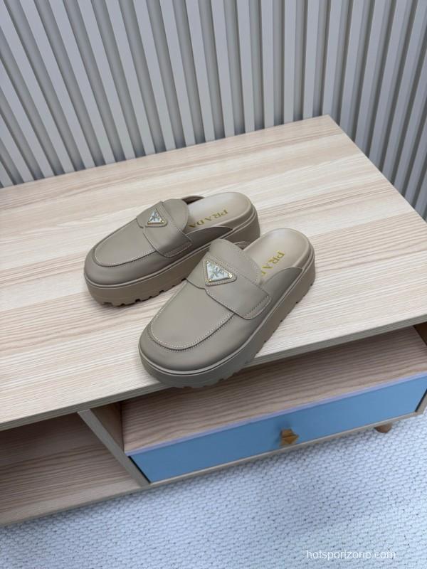 2025 Women Prada Beige Leather Slippers