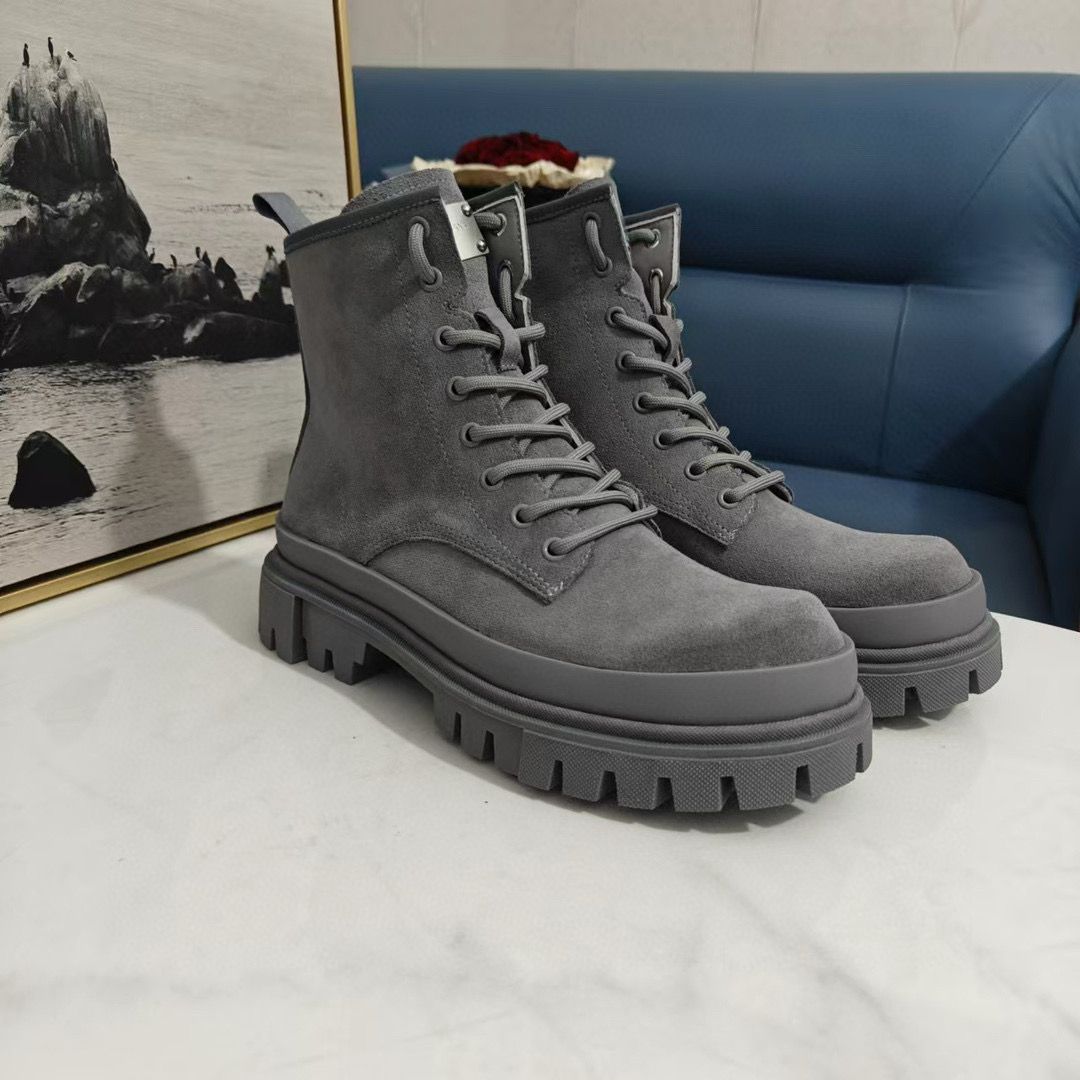 2024 Unisex Dolce & Gabbana Gray Suede Leather Chunky Boots