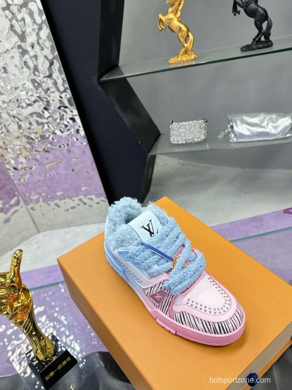 2024 Unisex Louis Vuitton Blue Pink Leather Sneakers