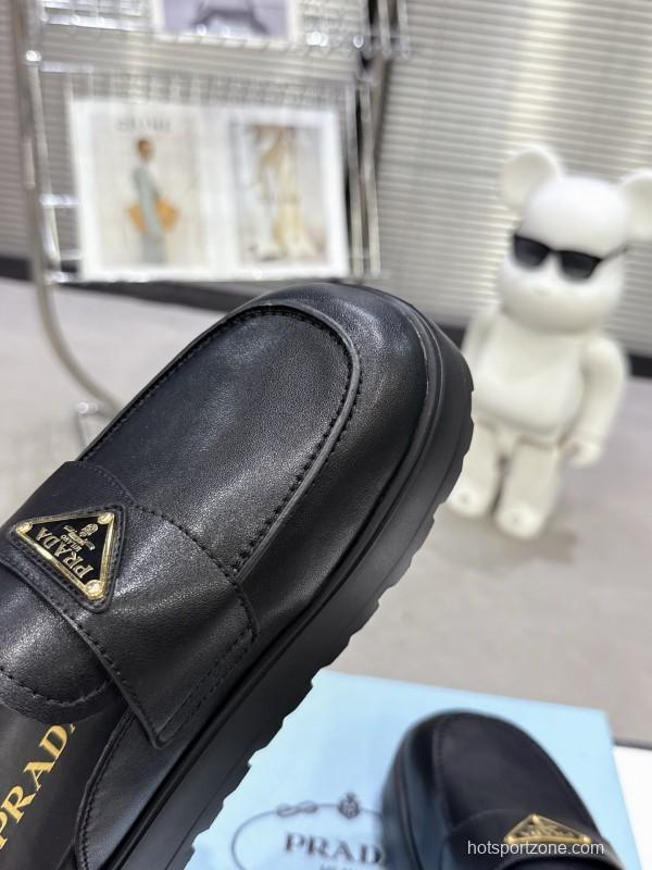 2025 Women Prada Black Leather Loafers