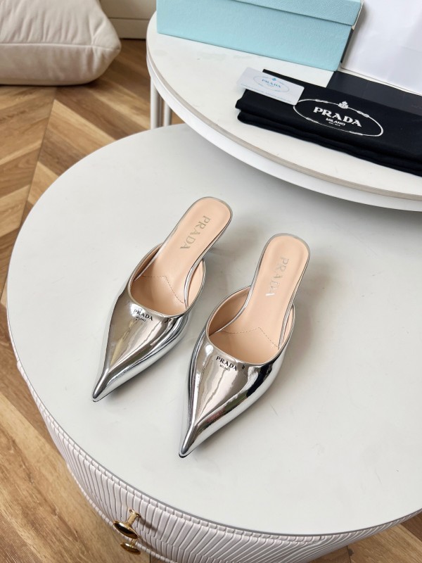 2025 Women Prada Silver Patent Leather Mules