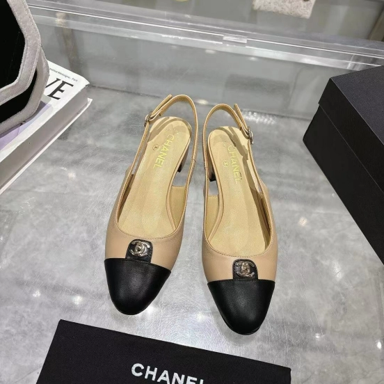 2025 Women Chanel Beige Black Leather Slingback Sandals LY00300