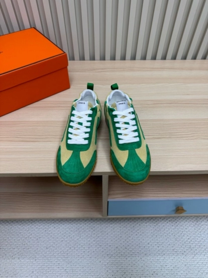 2025 Unisex Hermès Green Beige Suede Down Fabric Sneakers Top Version KFY00300