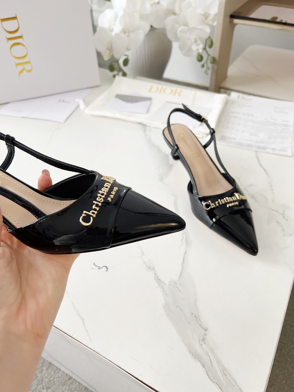2025 Women Dior Black Patent Leather Slingback Heels KFY00310